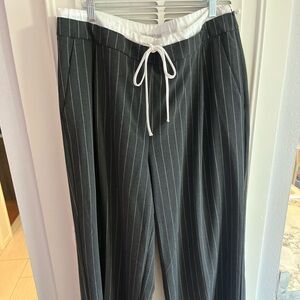 Women’s Grey White Wide Leg Drawstring  Pinstripe Pants Zipper Pockets Slacks